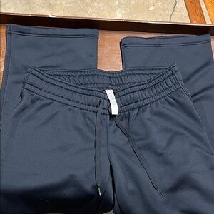 Under Armour Women’s Black Sweatpants